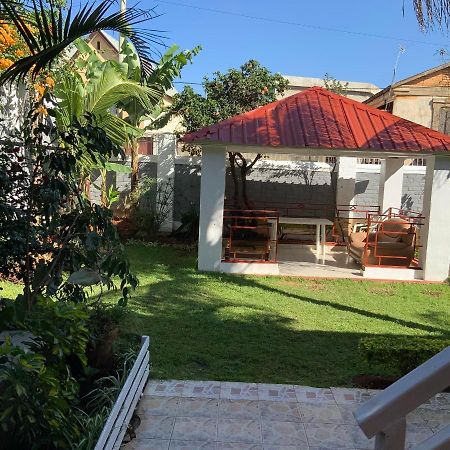 Villa Eden Wood Ivato  Kültér fotó