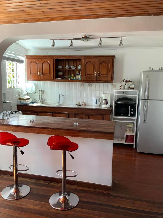 Villa Eden Wood Ivato  Kültér fotó